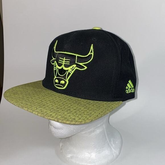 Adidas NBA Chicago Bulls snapback - Picture 2 of 6